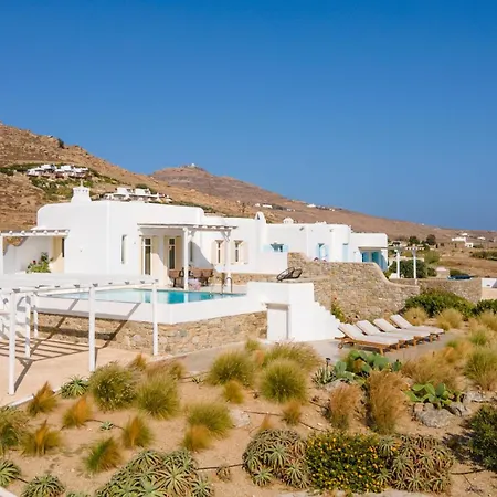 Aegean Blue By Llb - In 500m. * Mykonos Town